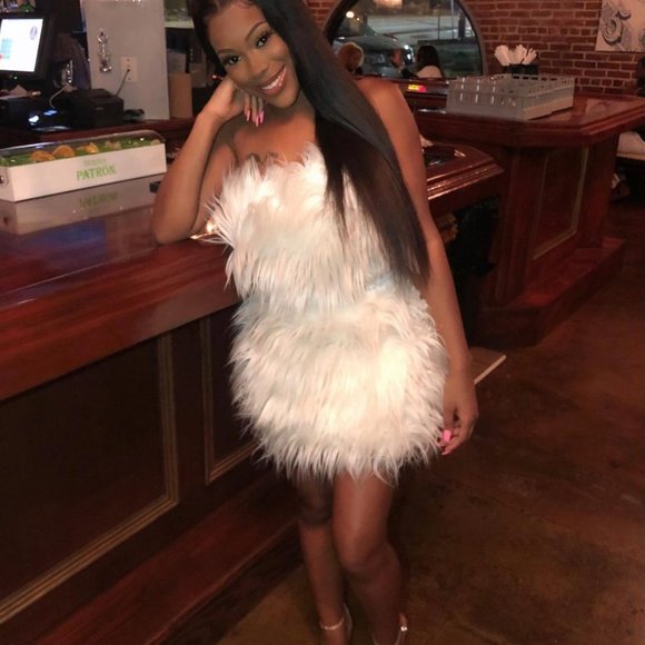 Akira Dress - Picture 2 of 3